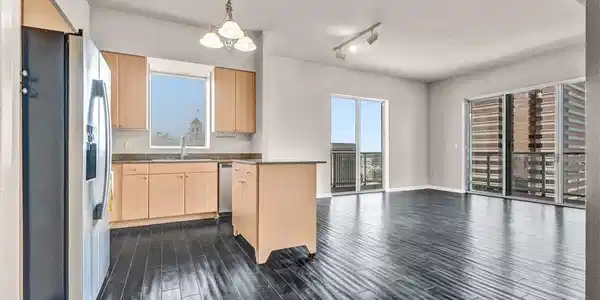 388 E Ocean Boulevard
