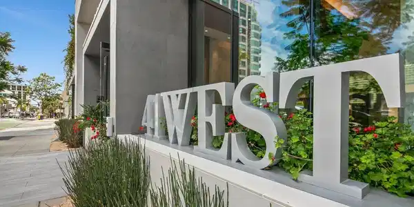 2604 5th Ave