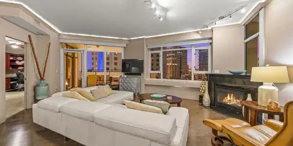 700 W Harbor Drive