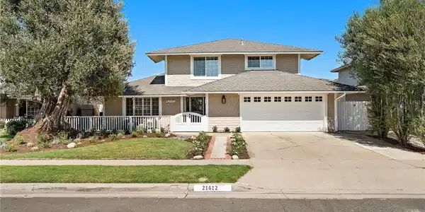 21612 Polynesian Lane