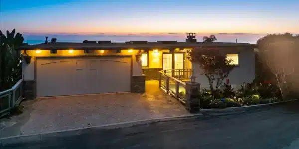 905 Canyon View