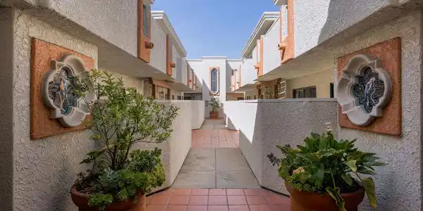 3271 Sawtelle Boulevard