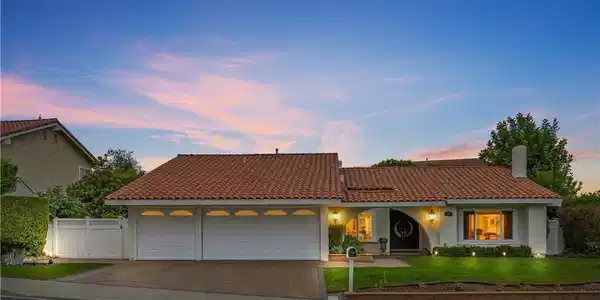 4077 Rousseau Lane