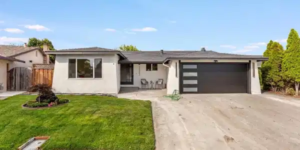 34843 Warwick Court