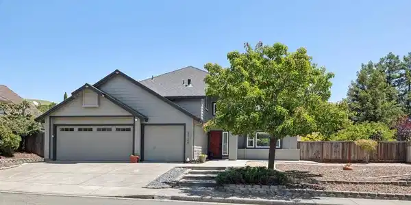 2724 De La Briandais Ct