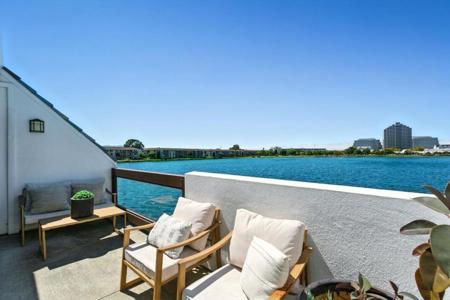 632 Portofino Lane