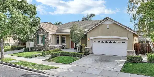1924 Sofia Way