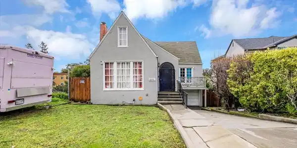 8245 Golf Links Road
