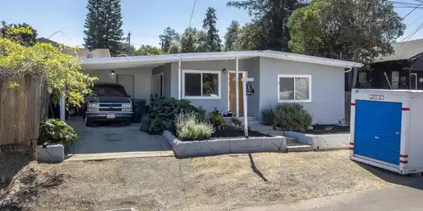 1050 Sierra Ave