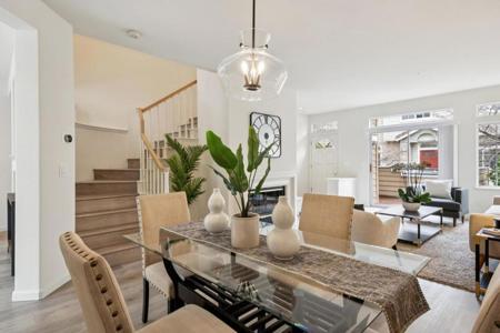 1148 La Rochelle Terrace