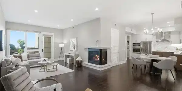 600 El Camino Real
