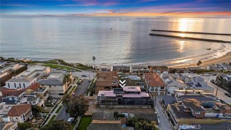 209 Narcissus Avenue