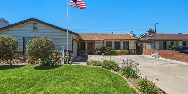 16301 Golden Gate Lane