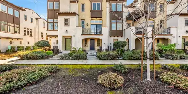 121 Fairchild Drive
