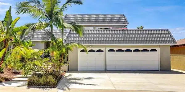891 Palo Verde Avenue