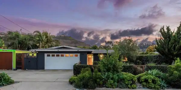 3339 Tropicana Dr