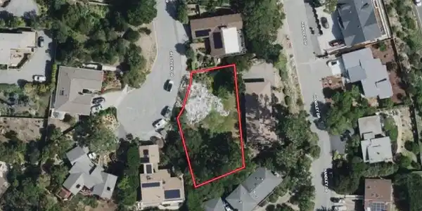 24751 Crestview Circle