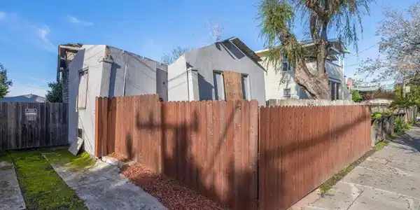 3032 Mabel St