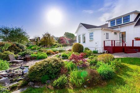 10501 Evergreen Street