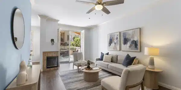 640 Camino De La Reina