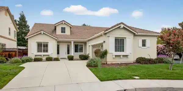 2828 Pristine Way