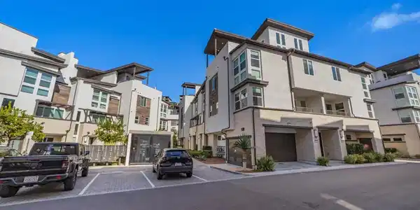 2875 avella Circle