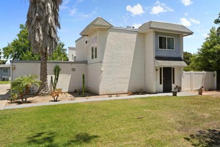 1640 Maple Drive