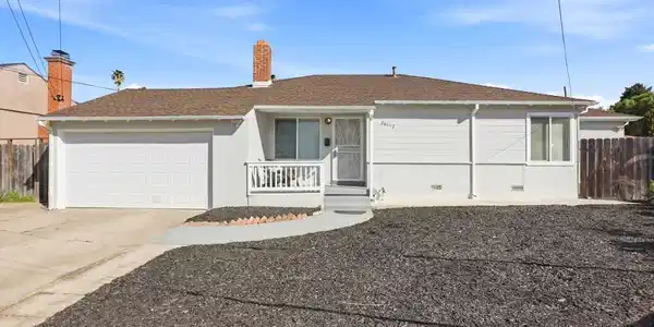 26802 Lakewood Way
