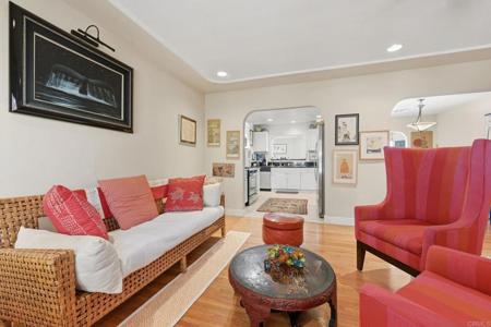 10 Fifth Avenue