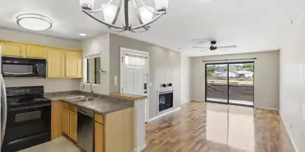3586 Sunset Ln