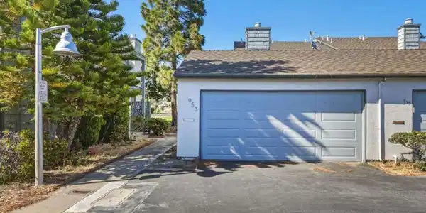 953 Diaz Lane