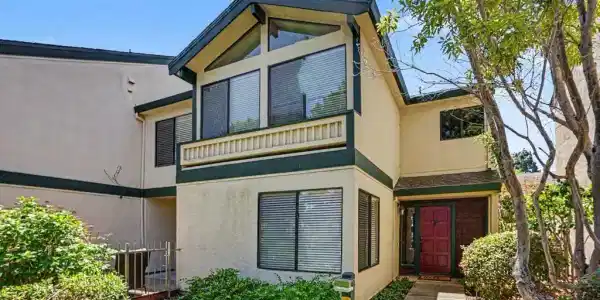210 Carob Ln