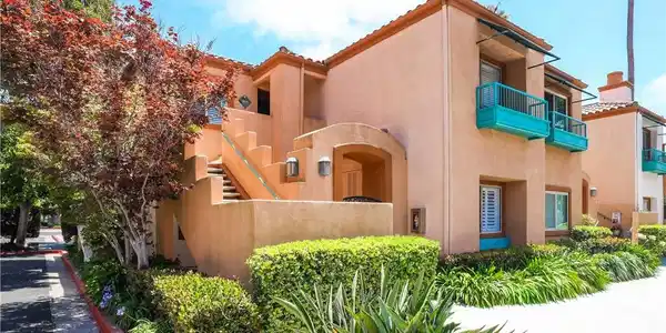 366 Villa Point