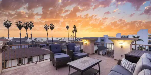 266 Neptune Way