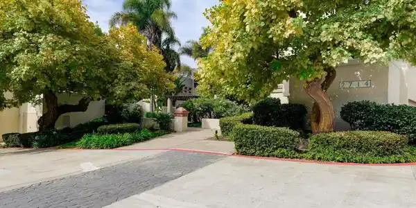 2714 Ariane Drive