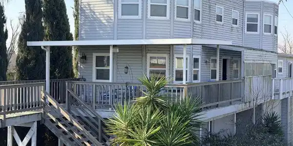 4526 Windsweep Rd