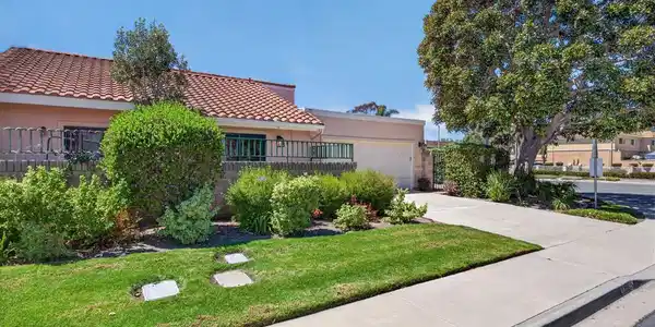 1101 Windward Way