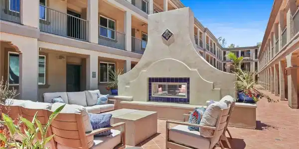 927 Deep Valley Drive
