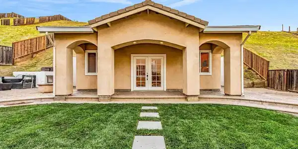 3546 Mallard Way