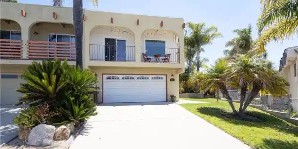 708 Vista Pacifica Circle