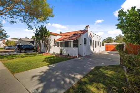 2650 Daisy Avenue