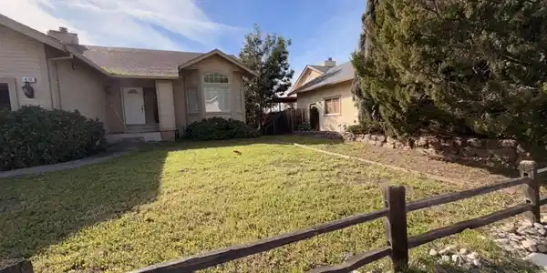 418 Highland Ct