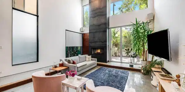 417 Venice Way