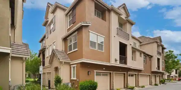 1099 Westbury Drive