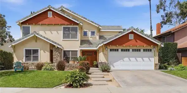 3107 Serrano Dr