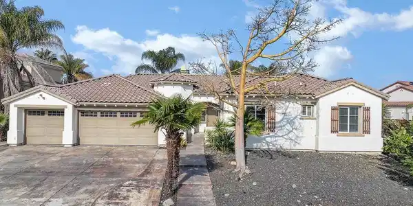 2487 Stanford Way