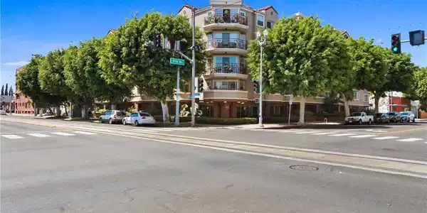 801 Pine Ave Unit #310