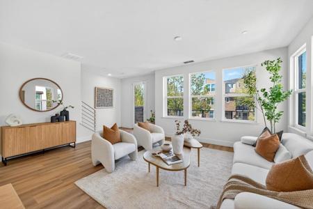 552 Galt Terrace