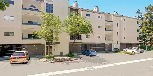1280 Stanhope Ln