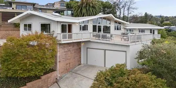 5 Belvedere Court